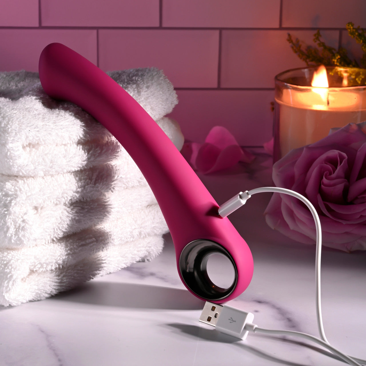 Pleasure Curve G-Spot Vibrator with Finger Loop