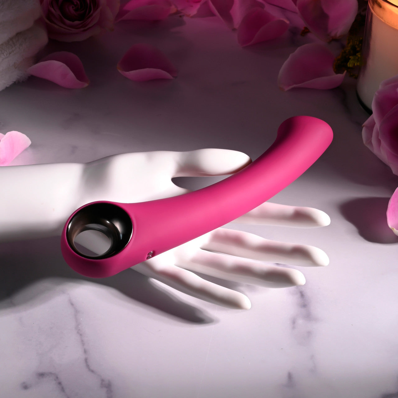 Pleasure Curve G-Spot Vibrator with Finger Loop