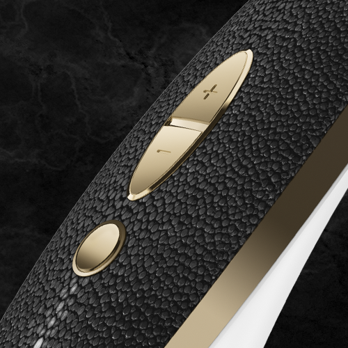 Satisfyer Luxury Air Pulsation + Vibration - Gold & Black Leather